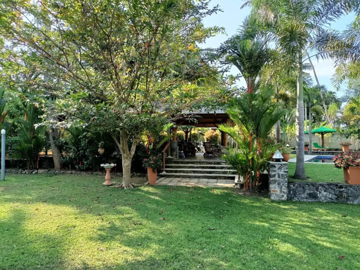 Avalon Village Resort Induruwa Exteriér fotografie