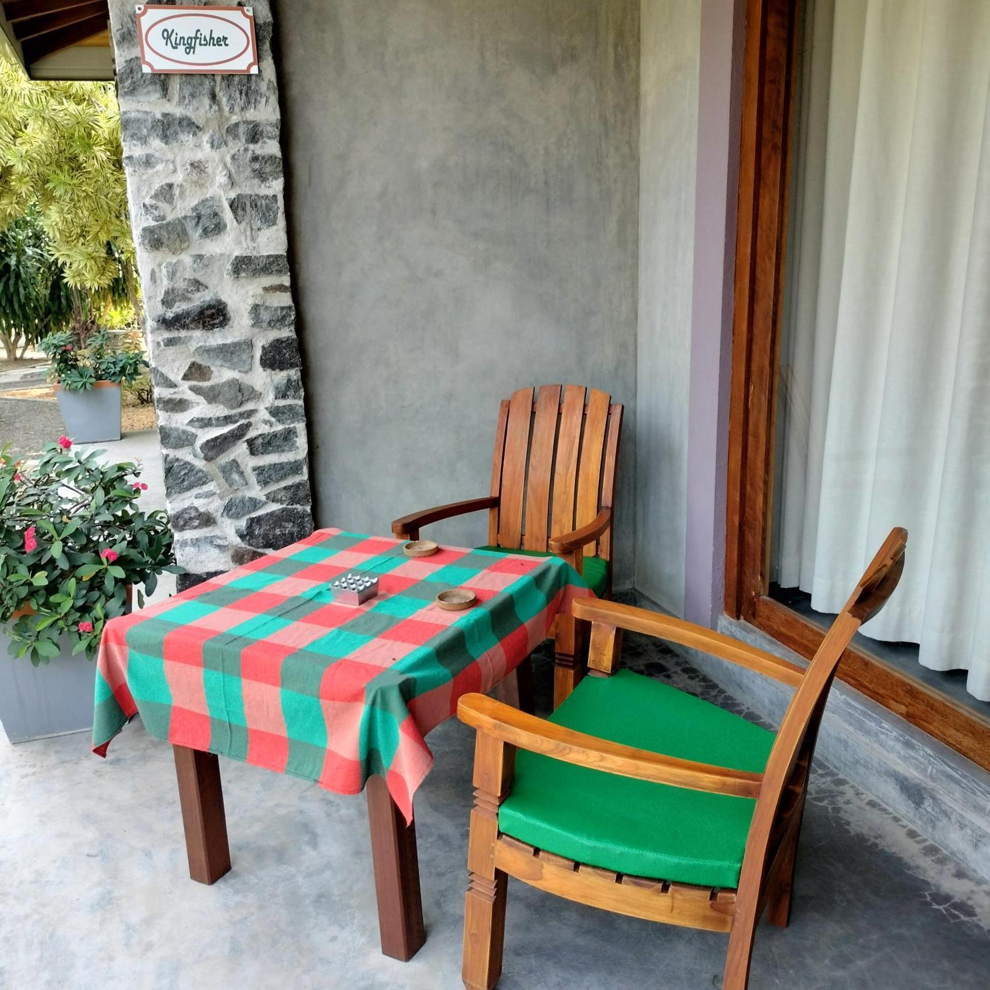 Avalon Village Resort Induruwa Exteriér fotografie