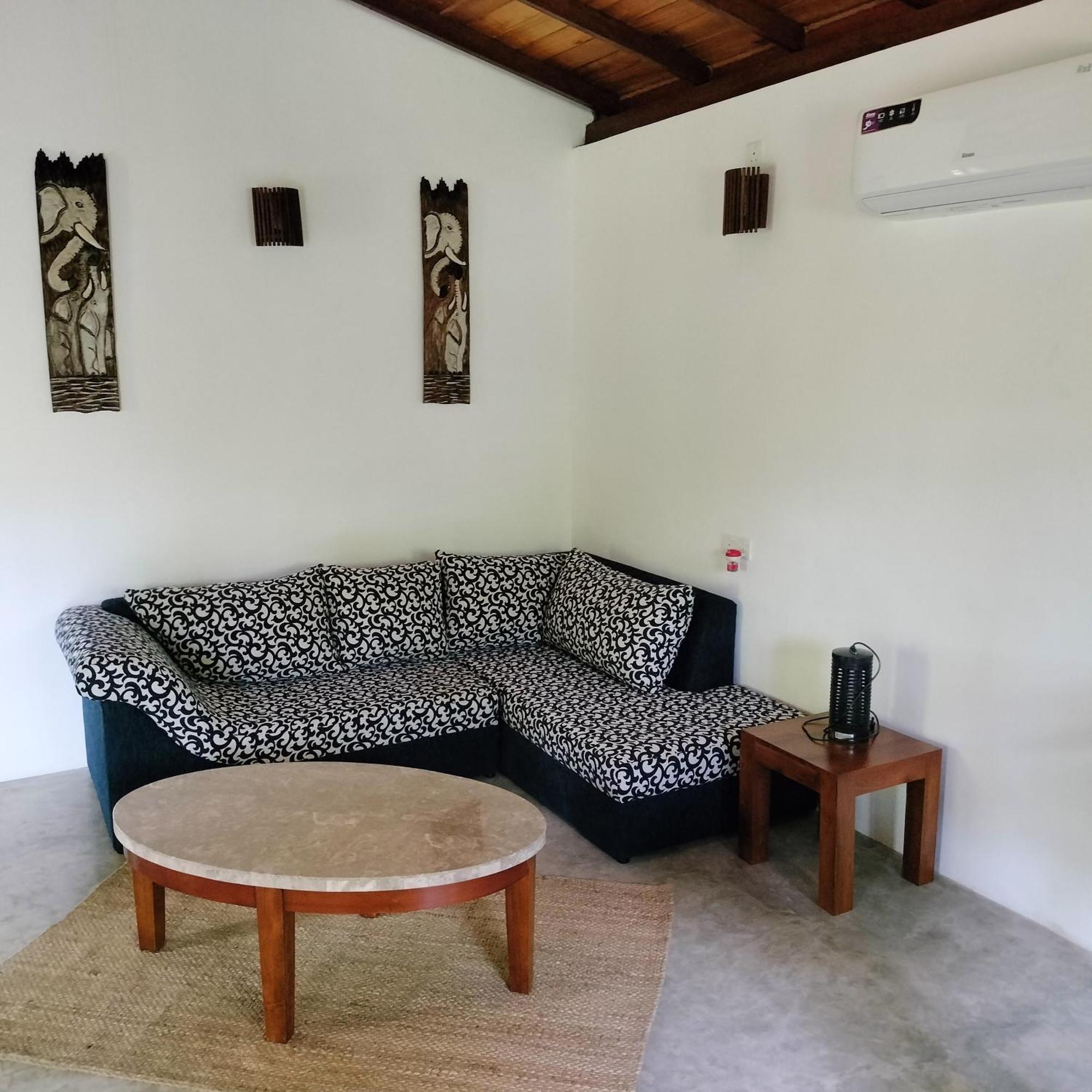 Avalon Village Resort Induruwa Exteriér fotografie